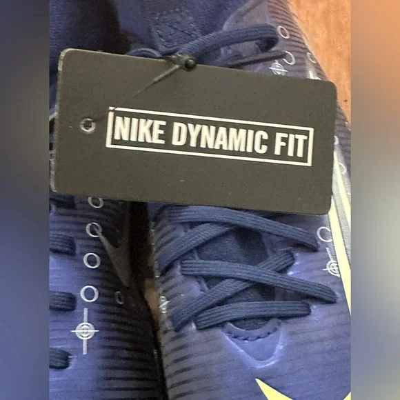 NIB Nike Kids Blue and Yellow Soccer Cleats - Picture 4 of 8